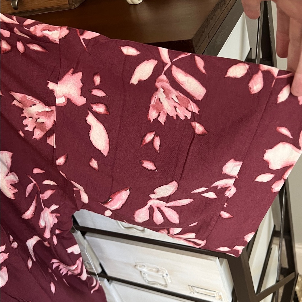 NEW Soma Burgundy Pink Pajama Robe Cool Nights Floral Open Cardigan - Picture 2 of 7